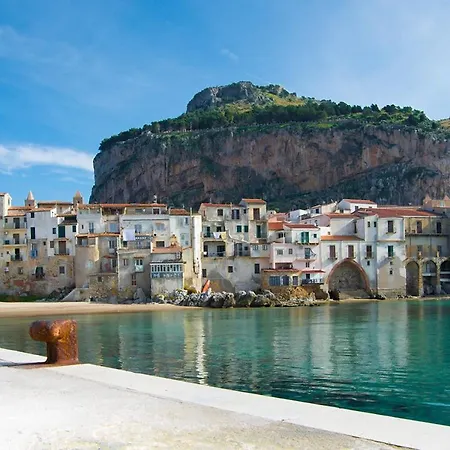 La Terrazza Di Gadia Nocleg ze śniadaniem Cefalù